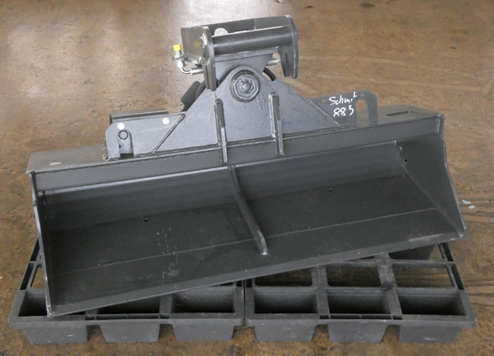 Grabenräumlöffel MS03 mieten - 1.200 mm hydraulisch schwenkbar